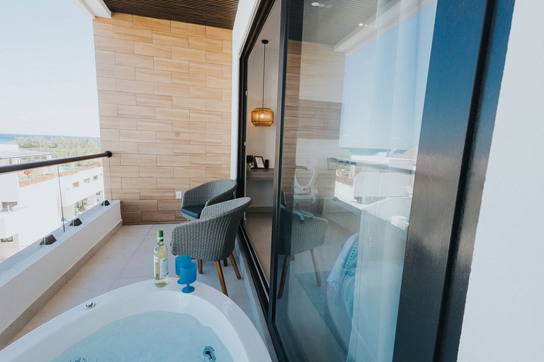 Nativo PDC Lujo | Vista al Mar | Jacuzzi en Balcón