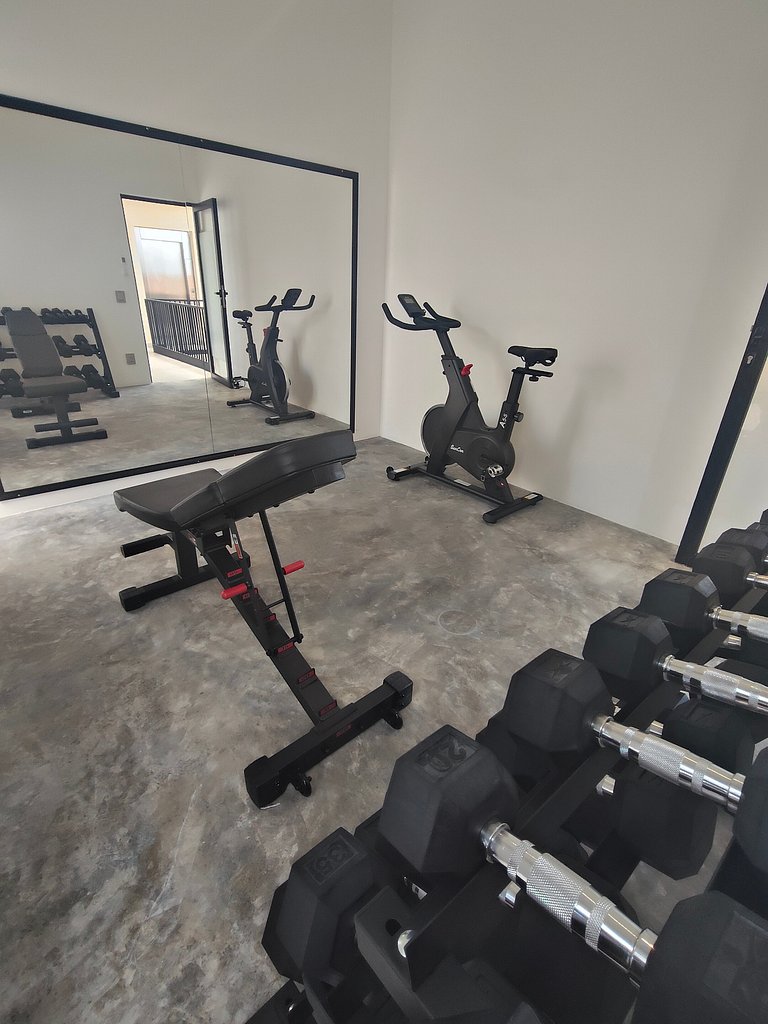 7 min plage 1 chambre Rooftop piscine jacuzzi