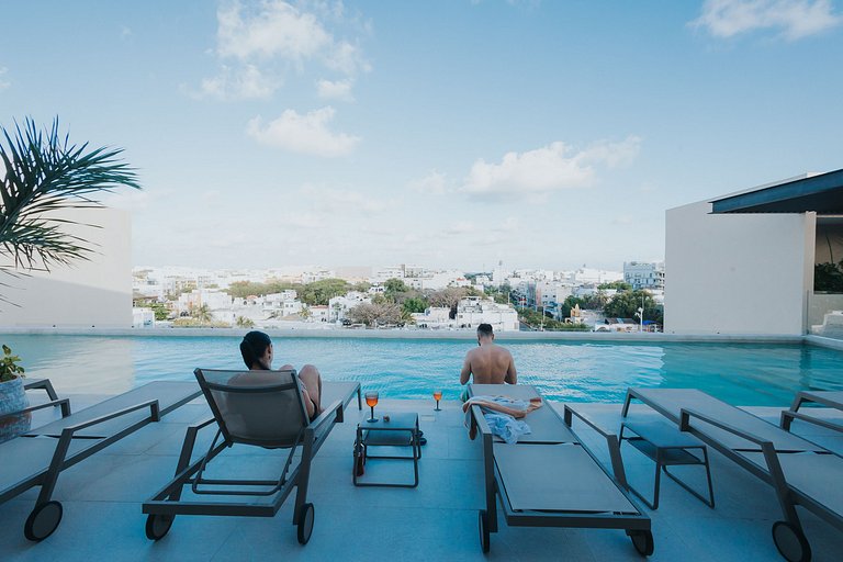 Luxury Studio Rooftop Pool Beach walk
