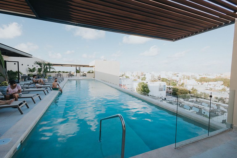 Luxury Studio Rooftop Pool Beach walk