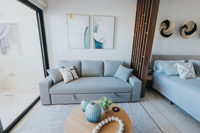 Luxury Studio Rooftop Pool Beach walk