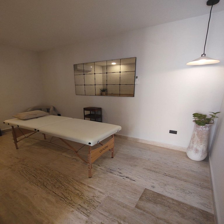 Studio Luxe Rooftop Piscine Proche de la plage