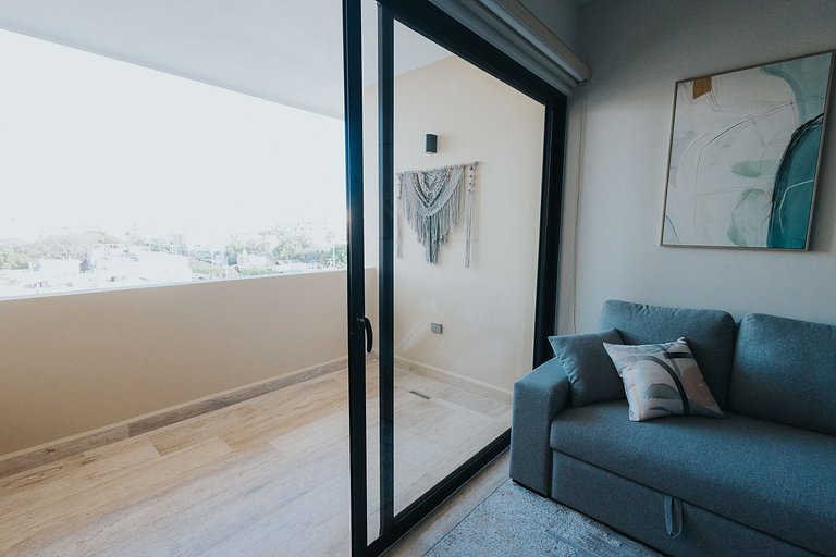 Luxury Studio Rooftop Pool Beach walk