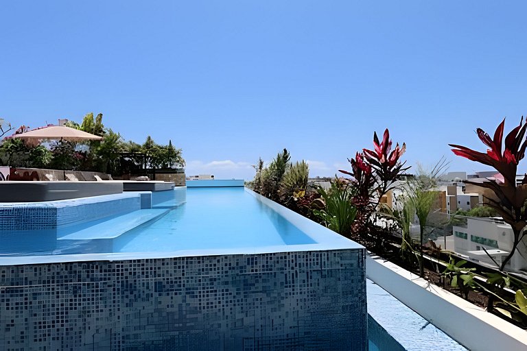 1BDR Penthouse perfect location PDC & private pool