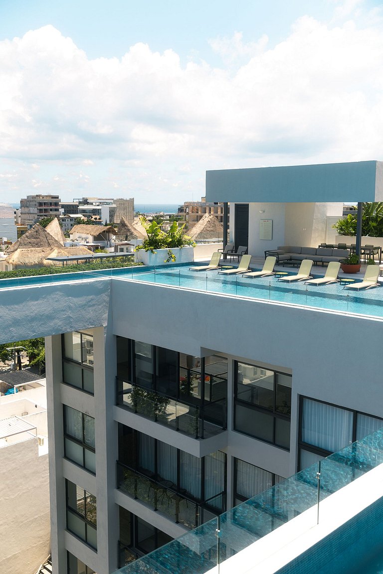 Ceiba 25 | 2BR, 3 beds, pool, gym, laundry