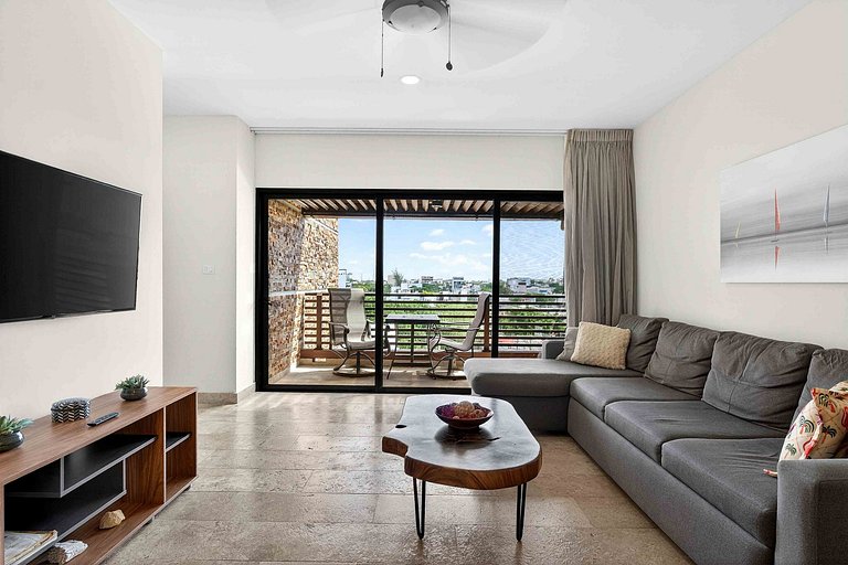 Luxury 2BR Condo | Private Rooftop + Private Pool