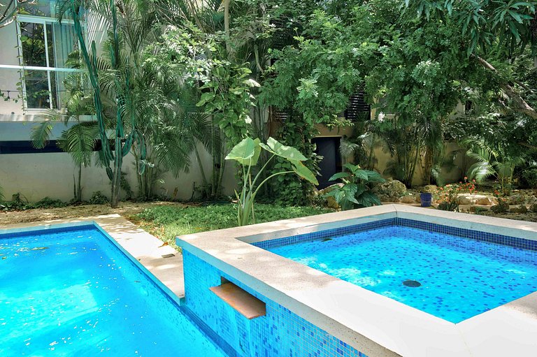 Riviera Tower | 2CH Moderne • Piscine & Nature