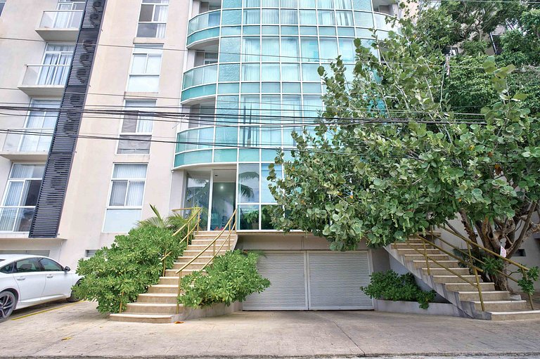 Riviera Tower | 2CH Moderne • Piscine & Nature