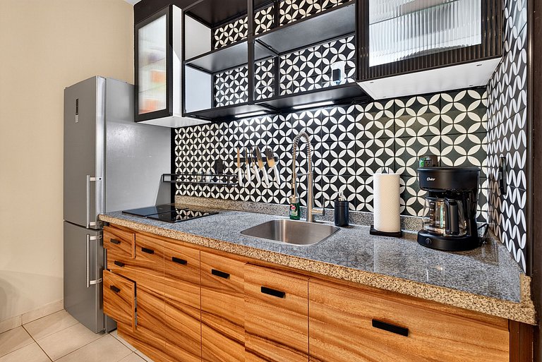 Riviera Tower | Modern 2BR • Pool & Nature