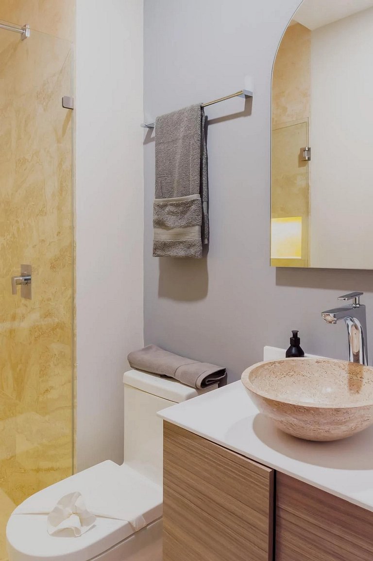 Amira | 2 bedrooms & private jacuzzi